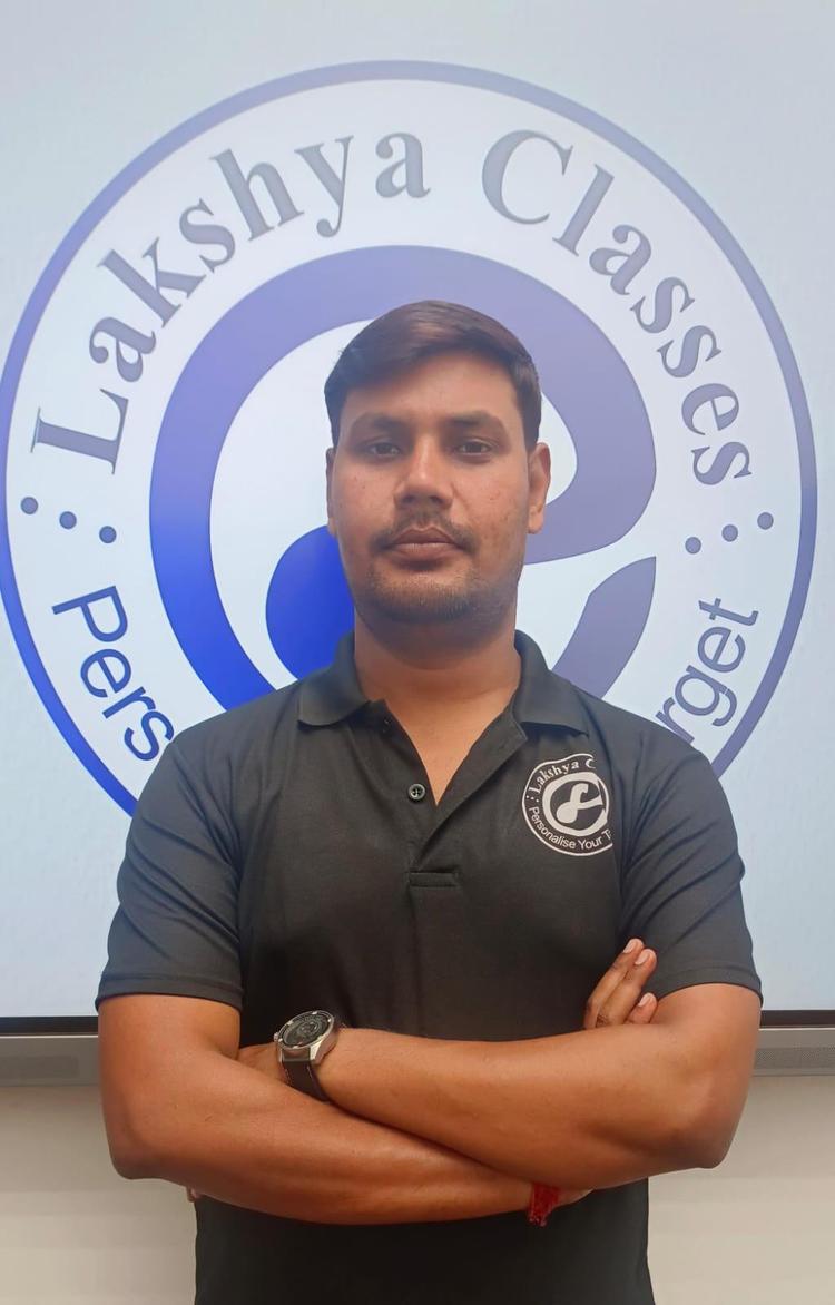 Saroj Kumar, Sanskrit & SST faculty at Lakshya Classes